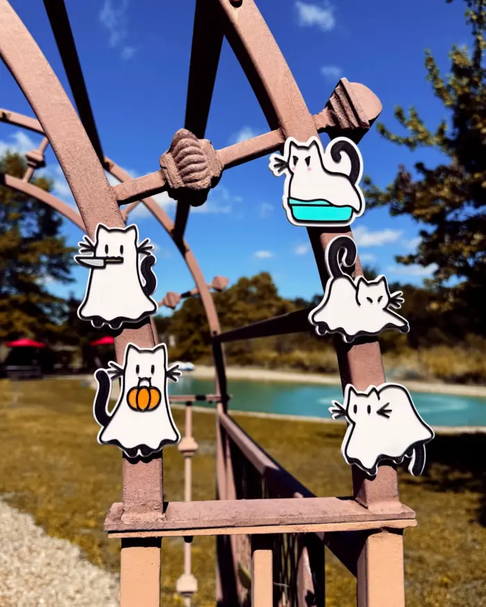 Ghost Cat Magnet - Image 3